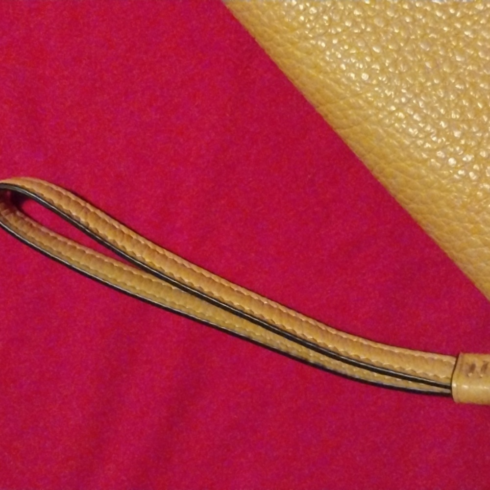 Coach Wristlet - Picture 6 of 15